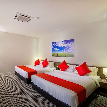 קואלה לומפור Riccarton Capsule Hotel מראה חיצוני תמונה