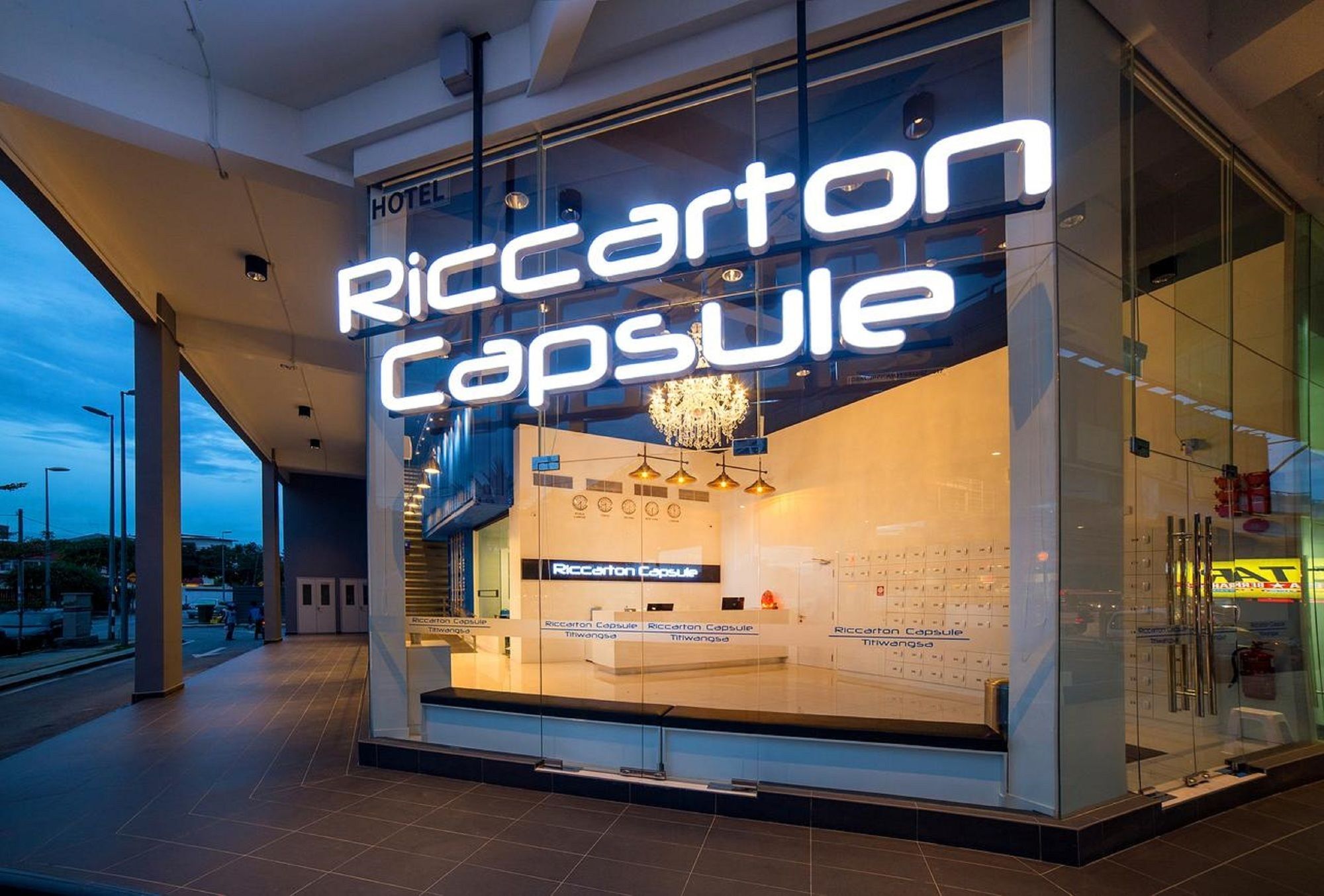 קואלה לומפור Riccarton Capsule Hotel מראה חיצוני תמונה