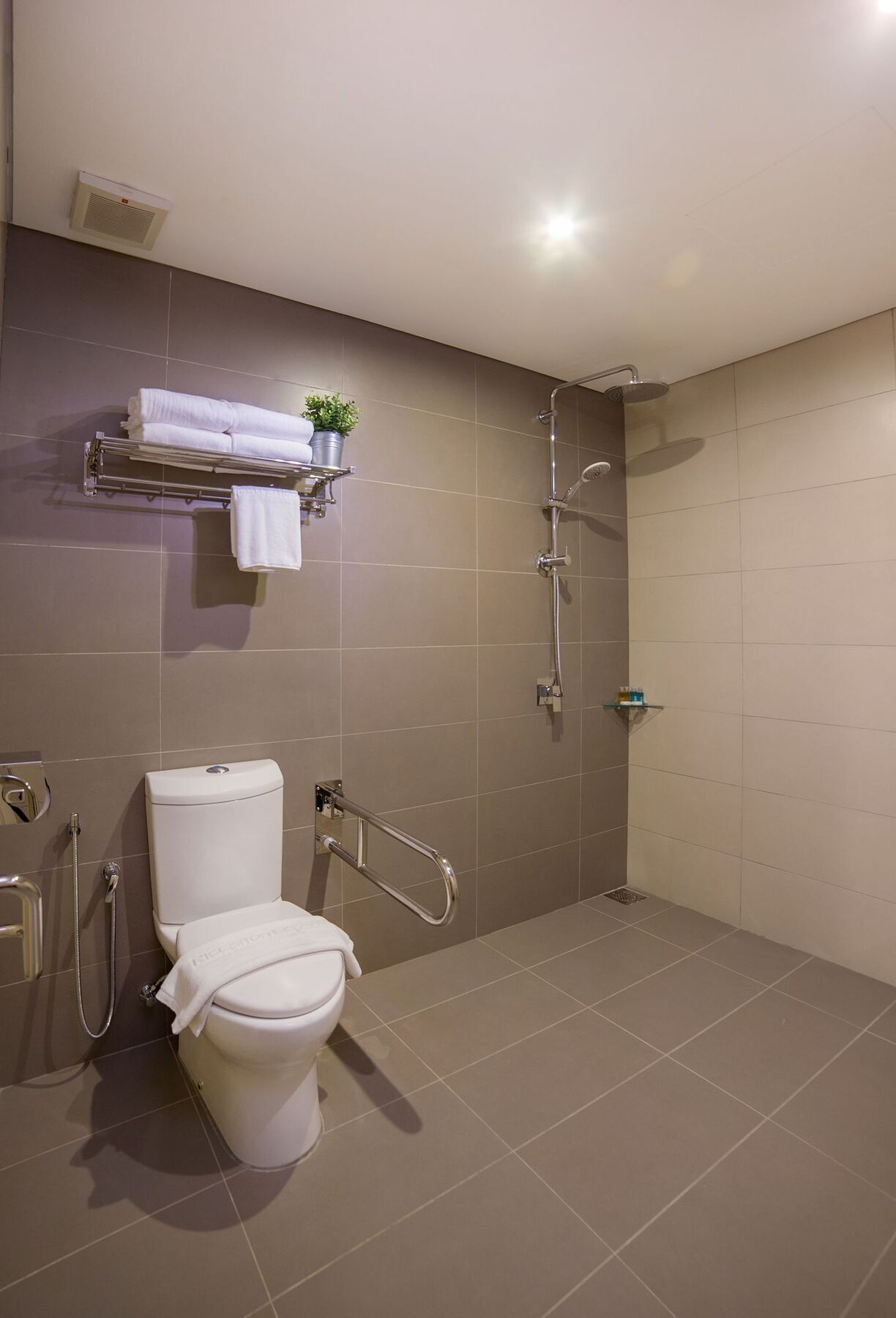 קואלה לומפור Riccarton Capsule Hotel מראה חיצוני תמונה